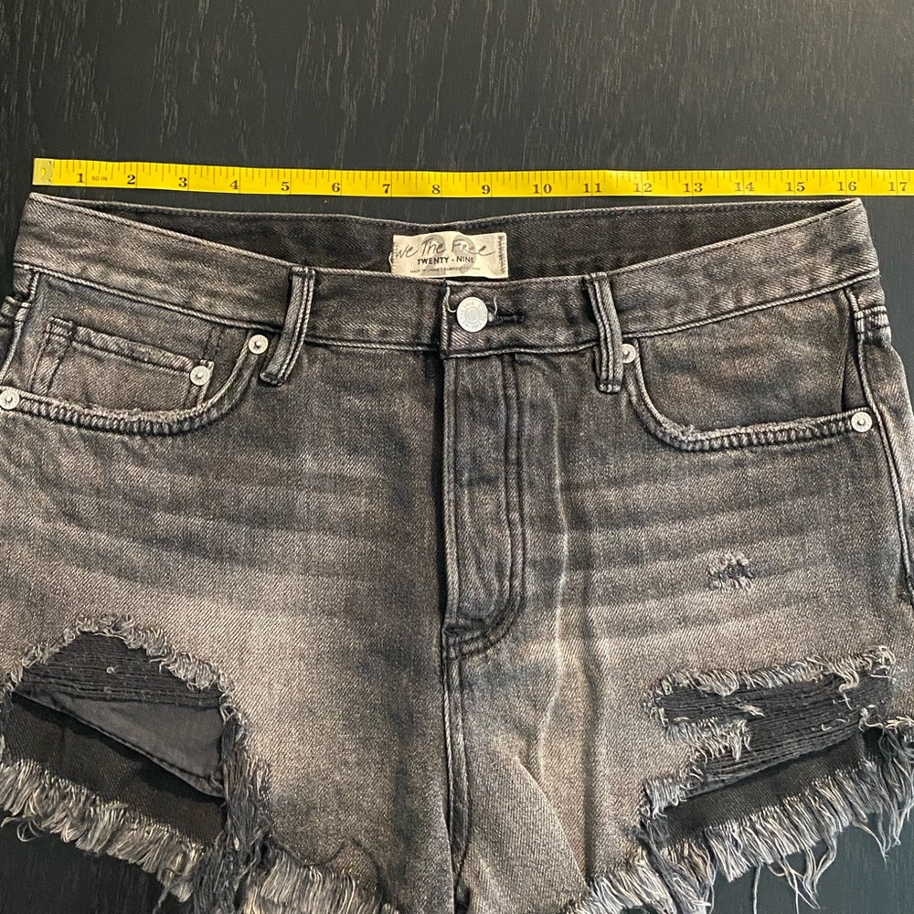 Free people size 29 Women's Distressed Black Denim Shorts - Picture 8 of 13